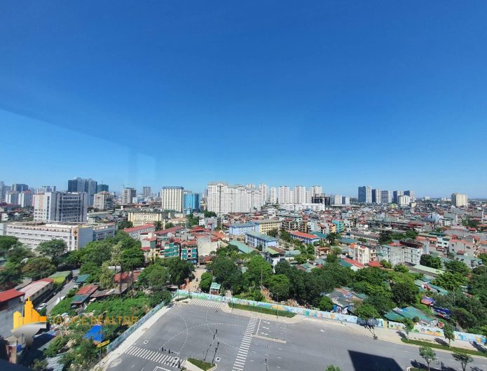 Nice unfurnished 3BRs apartment for rent in Starlake, near the Korean Embassy (1)