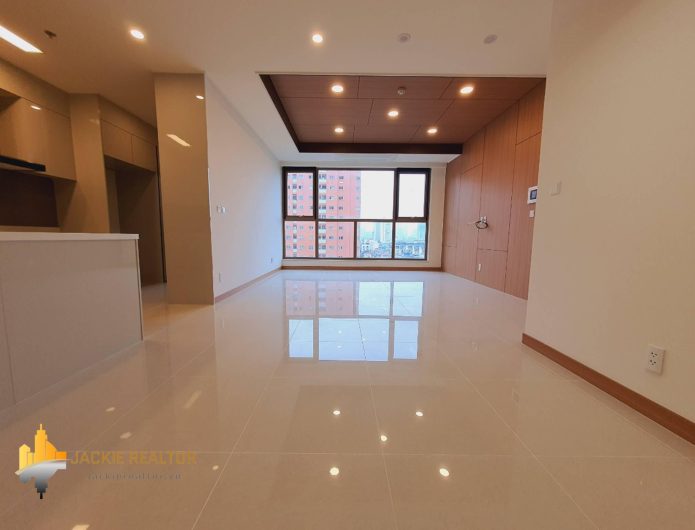 Only 800USD to rent a big 2 bedroom apartment at Starlake (1)