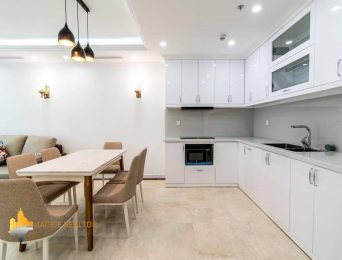 Opulent 3BRs D' Le Roi Soleil apartment for rent (4)