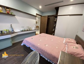 Outstanding apartment for rent in S4 Sunshine City (4)