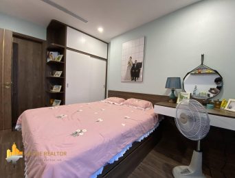 Outstanding apartment for rent in S4 Sunshine City (5)