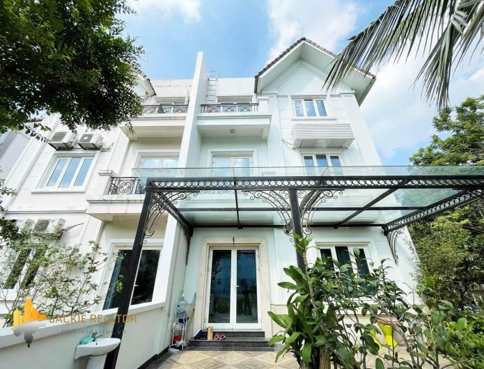 Poetic Vinhomes Riverside house for rent in Bang Lang Block (1)