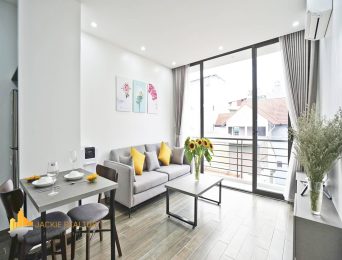 Pretty 1 bedroom in To Ngoc Van, Westlake Hanoi for rent (4)