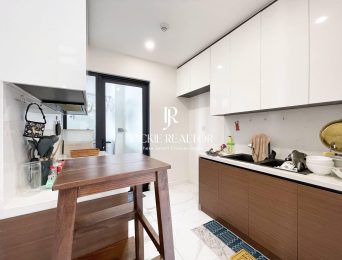 Reasonable 2-bedroom apartment in S3 Sunshine City for rent (5)