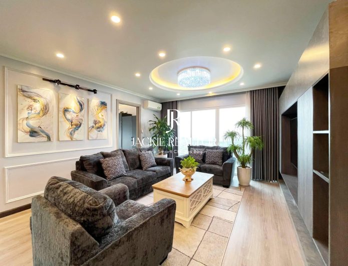 Reasonable 3-bedroom 154-SQM apartment at Ciputra for rent (1)