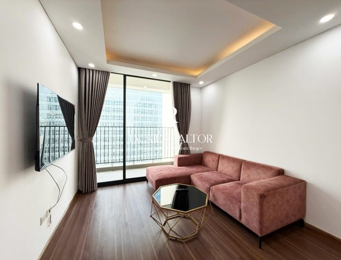 Reasonable-pricing 2-bedroom apartment at N01T5 building, Diplomatic Corps Hanoi (1)
