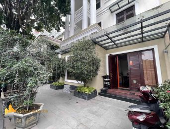 Rent an amazing 4-bedroom house in Ciputra, block D (2)