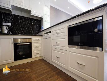 Rent an incredible 88m2 D'. Le Roi Soleil apartment (6)