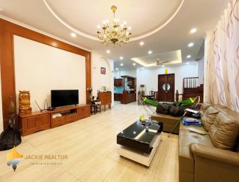 Rent detached villa Vinhomes Riverside at only 2200 USD (3)