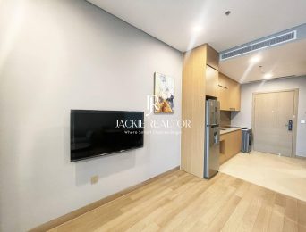 Rent studio Lancaster Luminaire - A wise choice for a person (4)