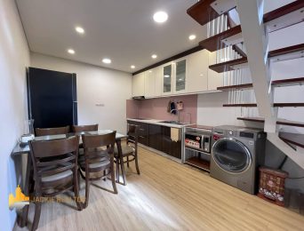 Rent this beautiful 4BRs house in Au Co Street, Westlake area (5)