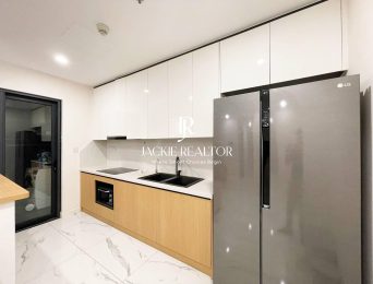 Rustic 3-bedroom apartment for rent at Sunshine City (2)