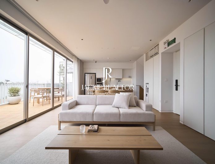 Rustic 3-bedroom duplex apartment in Quang Khanh, Tay Ho Westlake for rent (1)