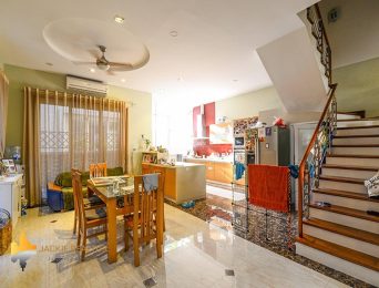 Rustic 4BRs villa for rent in Vinhomes Riverside Anh Dao (5)