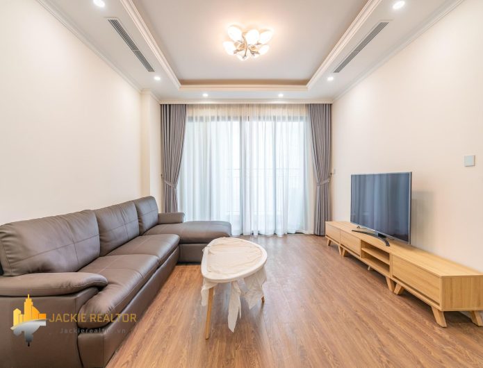 Simple Apartment For Rent In R2 Sunshine Riverside (4)