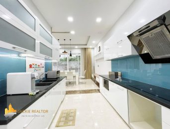 Small detached villa for rent in Vinhomes Riverside Anh Dao (5)