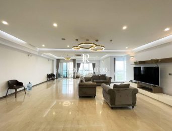 So big 4 bedrooms L2 Ciputra for rent (3)