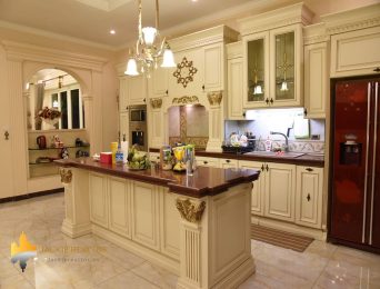 Solid 3-bedroom villa for rent in Vinhomes Riverside Hanoi (4)