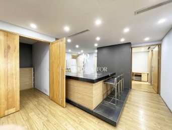 Spacious 2-bedroom apartment for rent at P2 Ciputra (3)