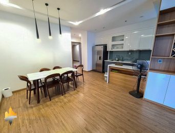 Spacious 3BDs apartment at Vinhomes Metropolis for rent (4)