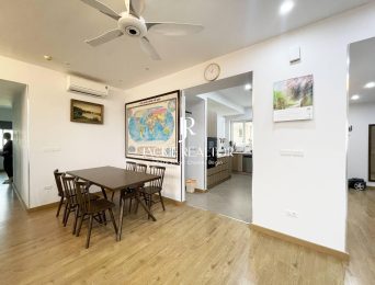 Spacious 3BDs apartment for rent at E1 Ciputra (3)