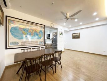 Spacious 3BDs apartment for rent at E1 Ciputra (4)