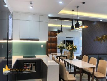 Spacious 3BRs apartment at D'. Le Roi Soleil for rent with the preferential price (9)