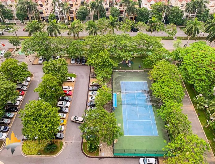 Spacious 3BRs apartment for rent in E5 Ciputra (1)