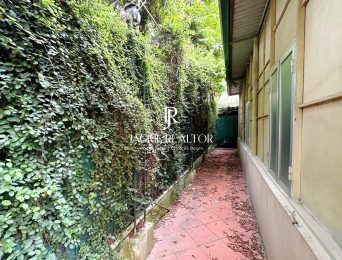 Spacious 5-bedroom garden villa for rent on To Ngoc Van Street (3)