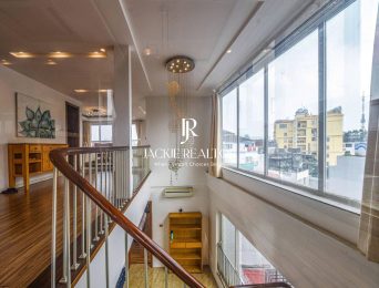 Spacious Duplex Apartment for Rent – Ba Mau Lake, 304 Le Duan Str, Dong Da Distr, Hanoi (3)
