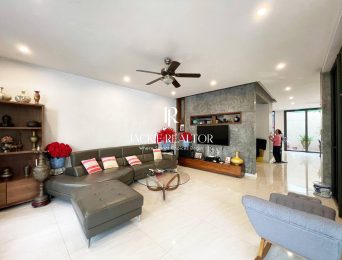 Spacious and luxurious garden villa in T8 Ciputra area for rent (3)