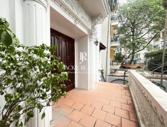 Spacious & beautiful 300SQM garden villa in Tay Ho for rent (2)