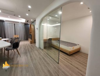 Splendid 2BRs apartment for rent at D' Le Roi Soleil Hanoi, facing the internal area (5)