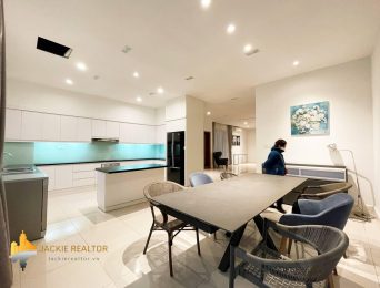 Splendid house Vinhomes Riverside for rent close to BIS (5)