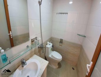 Strange Ngoai Giao Doan apartment for rent near Korean Embassy (5)