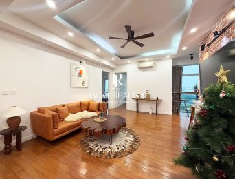 Stunning 3-bedroom apartment at E1 Ciputra for rent (3)