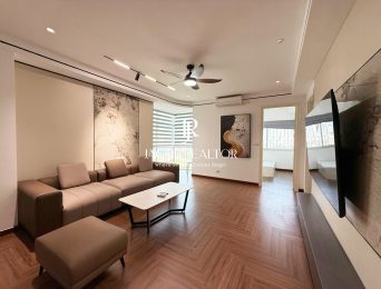 Stunning 3-bedroom apartment for rent at a cheap price in E1 Ciputra (5)