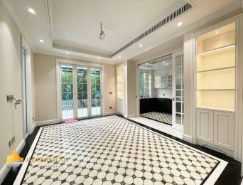 Stunning 300m2 unfurnished villa for rent in Vinhomes Riverside Long Bien (3)