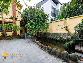 Stunningly beautiful pool villa in Tay Ho for rent at only 2000 USD (4)