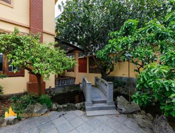 Stunningly beautiful pool villa in Tay Ho for rent at only 2000 USD (5)