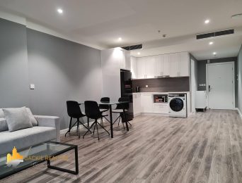 Stunningly beautiful serviced apartment at 249 Thuy Khue named 'Lexington' for rent (2)