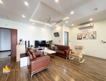 Stylish 3-bedroom apartment in N02T2 Ngoai Giao Doan for rent (3)