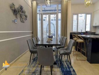 Stylish villa in K Block, Ciputra for rent (6)