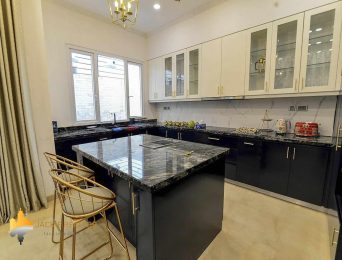 Stylish villa in K Block, Ciputra for rent (7)