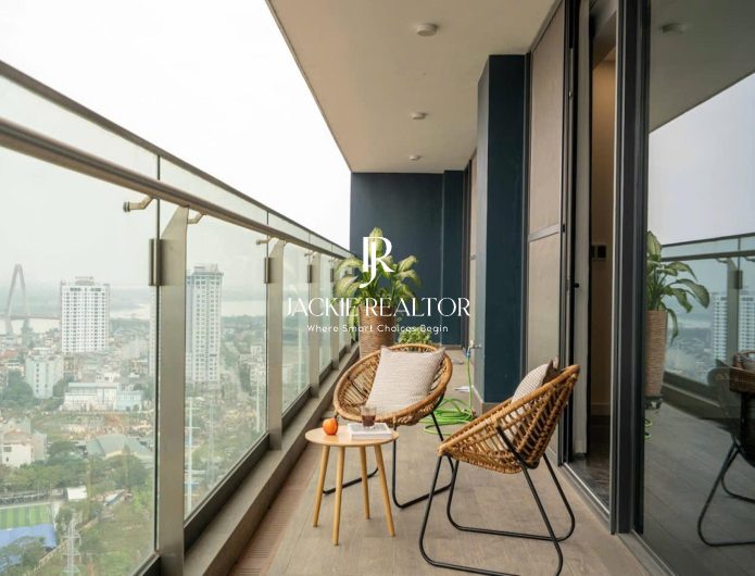 Sunshine Golden River Apartment - Luxury Riverfront Living with Timeless Value (1)