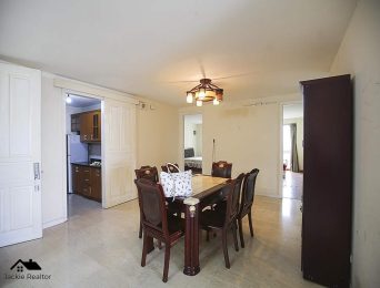 Super cheap 182 m2 apartment for rent in Ciputra (12)