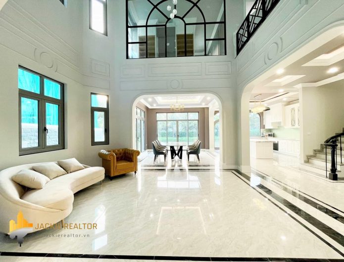 Super impressive detached villa for rent at Vinhomes The Harmony (1)