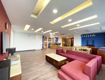 Super large 280m2 - 5BDs apartment in E4 E5 Ciputra for rent (5)