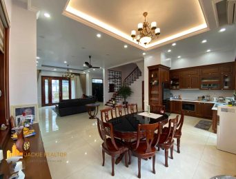 Super nice semi-detached villa for rent in Starlake - 3700$ (3)