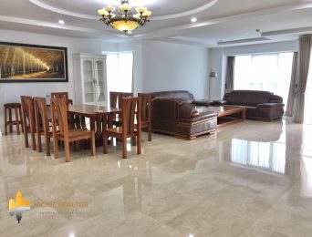 Super wide 267m2 apartment for rent in L2 Ciputra (4)
